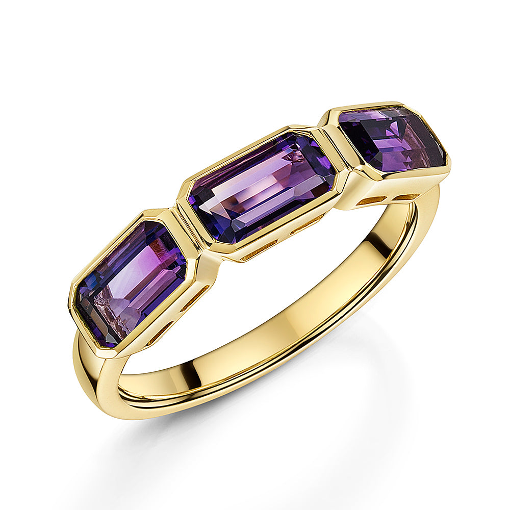 9ct Yellow Gold Amethyst 3 Stone Ring