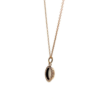 9ct Opal Pendant & Chain £350