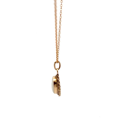 9ct Opal Pendant & Chain £350