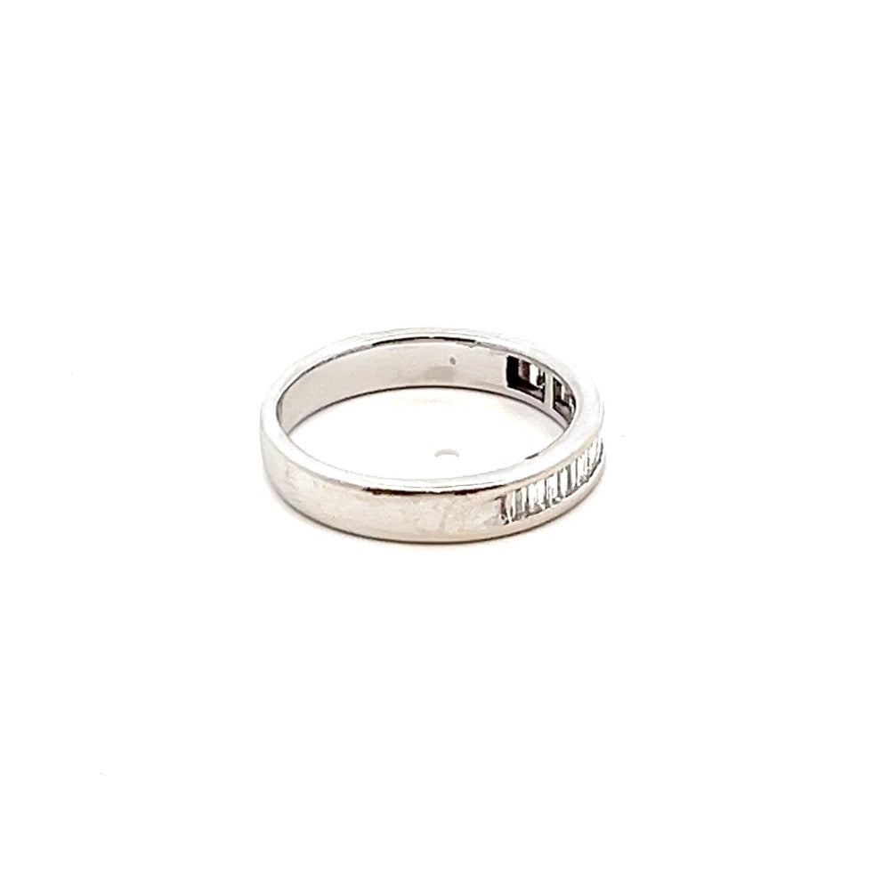 18ct Gold Half Eternity Ring 0.60cts N.V. £1700