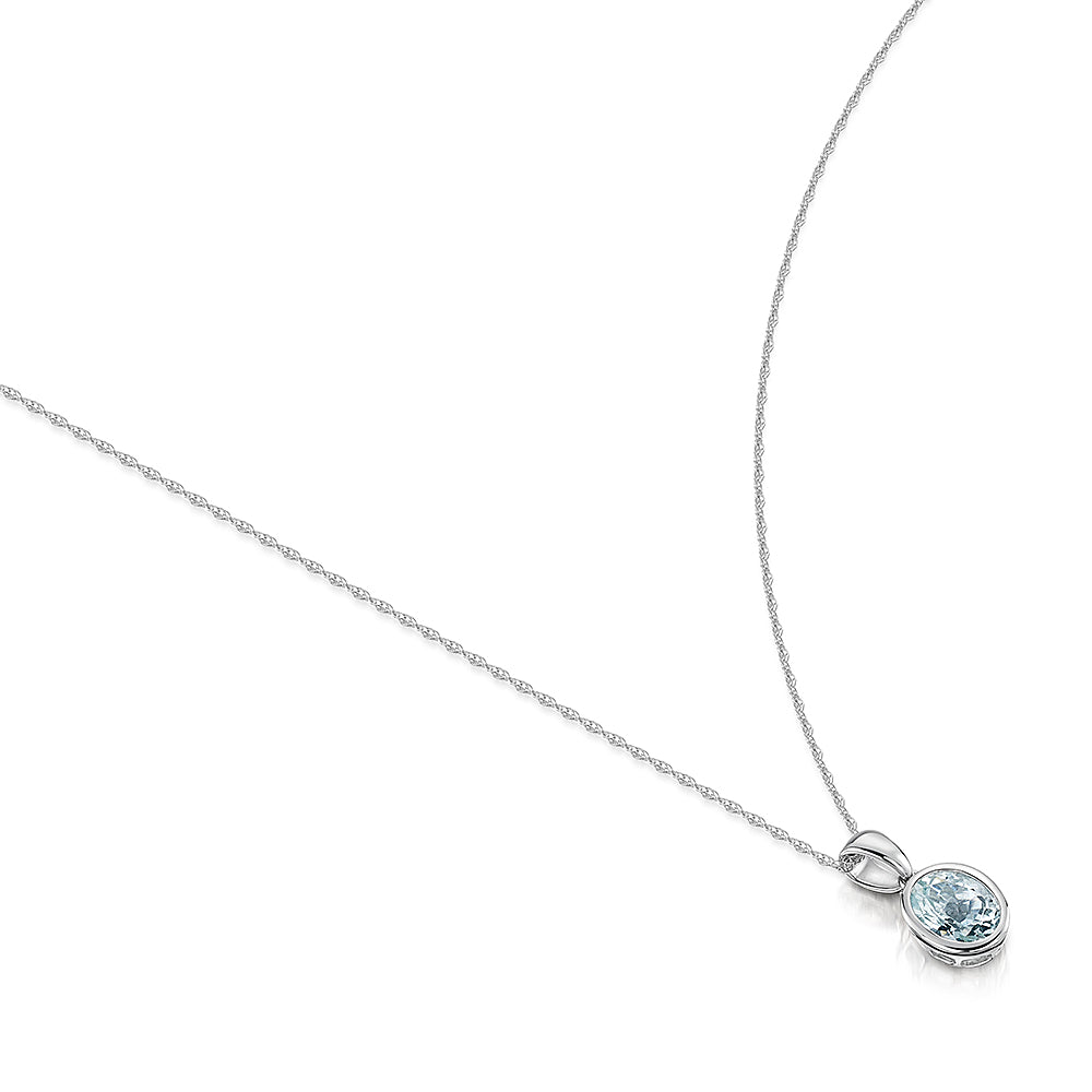 9ct White Gold Aquamarine Pendant & Chain