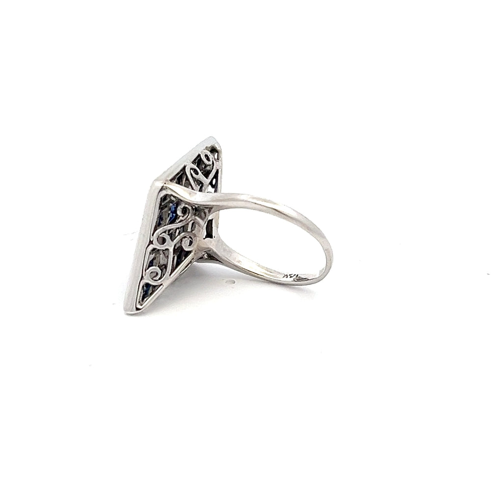 9ct Gold Fancy Style Sapp/Dia Ring N.V £1800