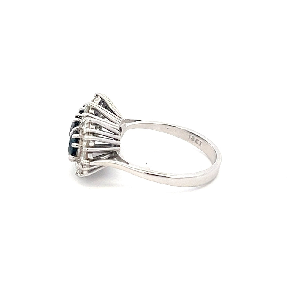 18ct WG Sapphire & Diamond Ring N.V. £2600