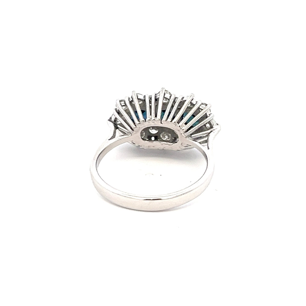 18ct WG Sapphire & Diamond Ring N.V. £2600