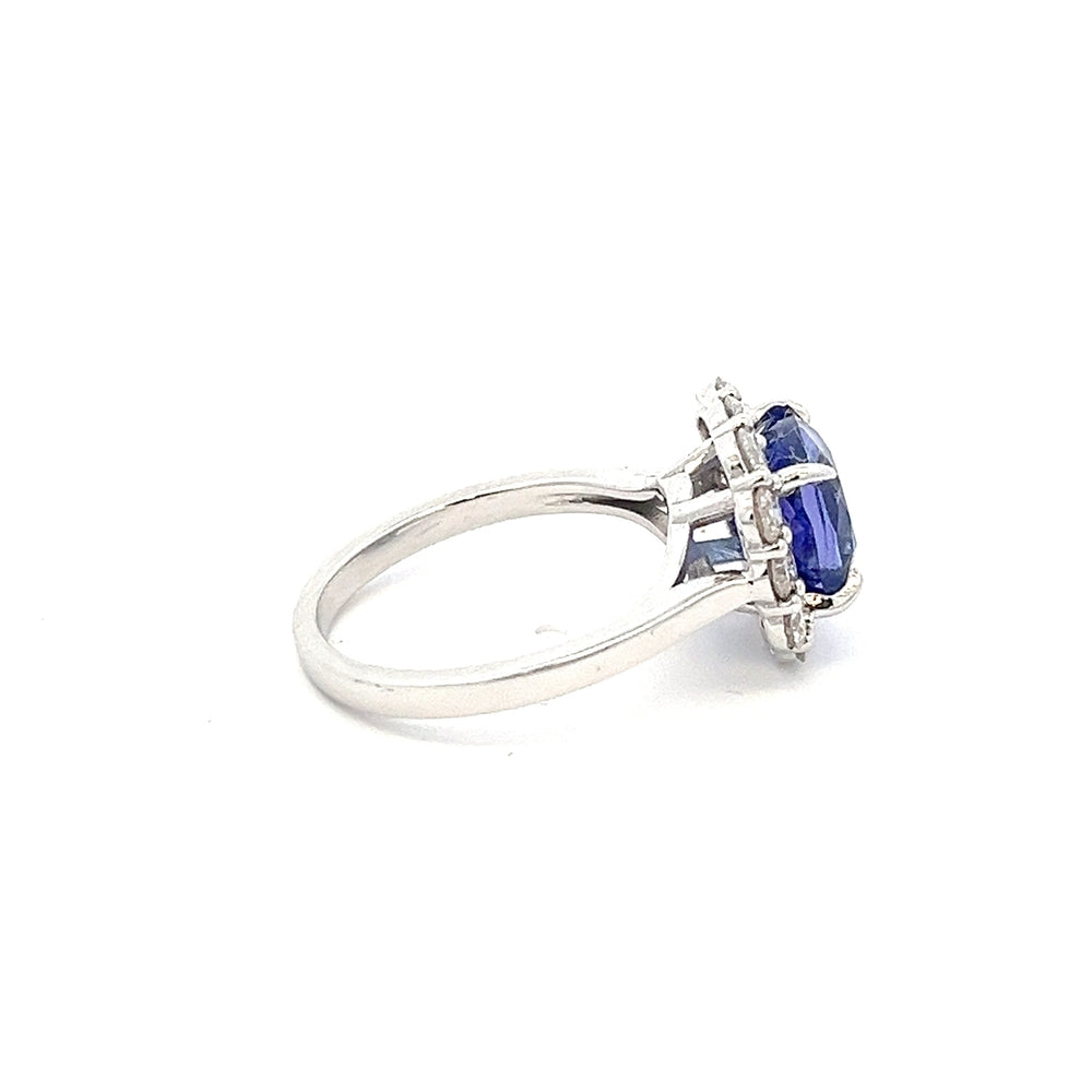 18ct Gold Tanzanite & Dia Ring N.V. £4000