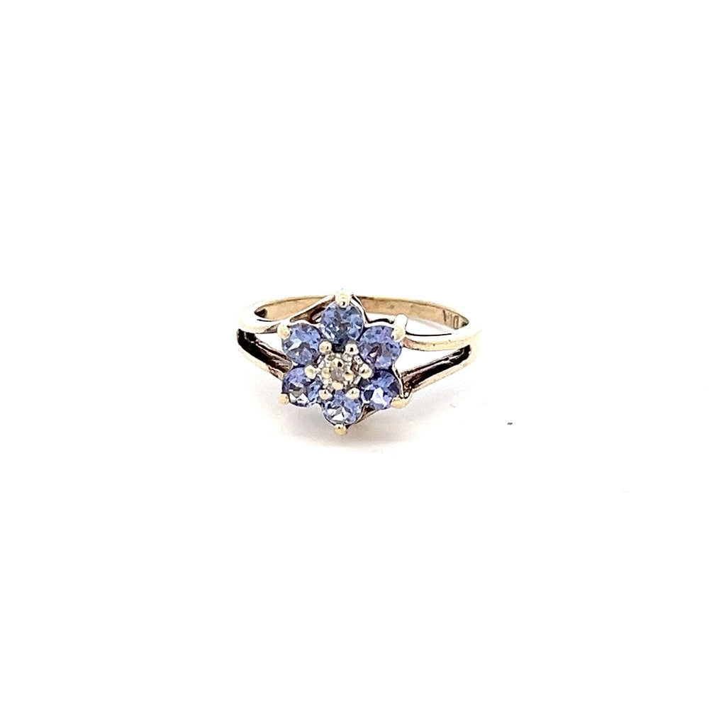 9ct YG Tanzanite Flower Ring NV £320