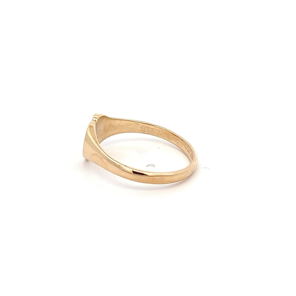 9ct Yellow Gold Heart Signet Ring NV £280