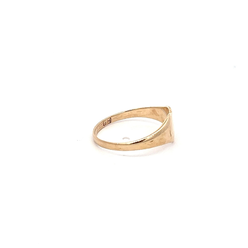 Yellow Gold Heart Signet Ring NV £150