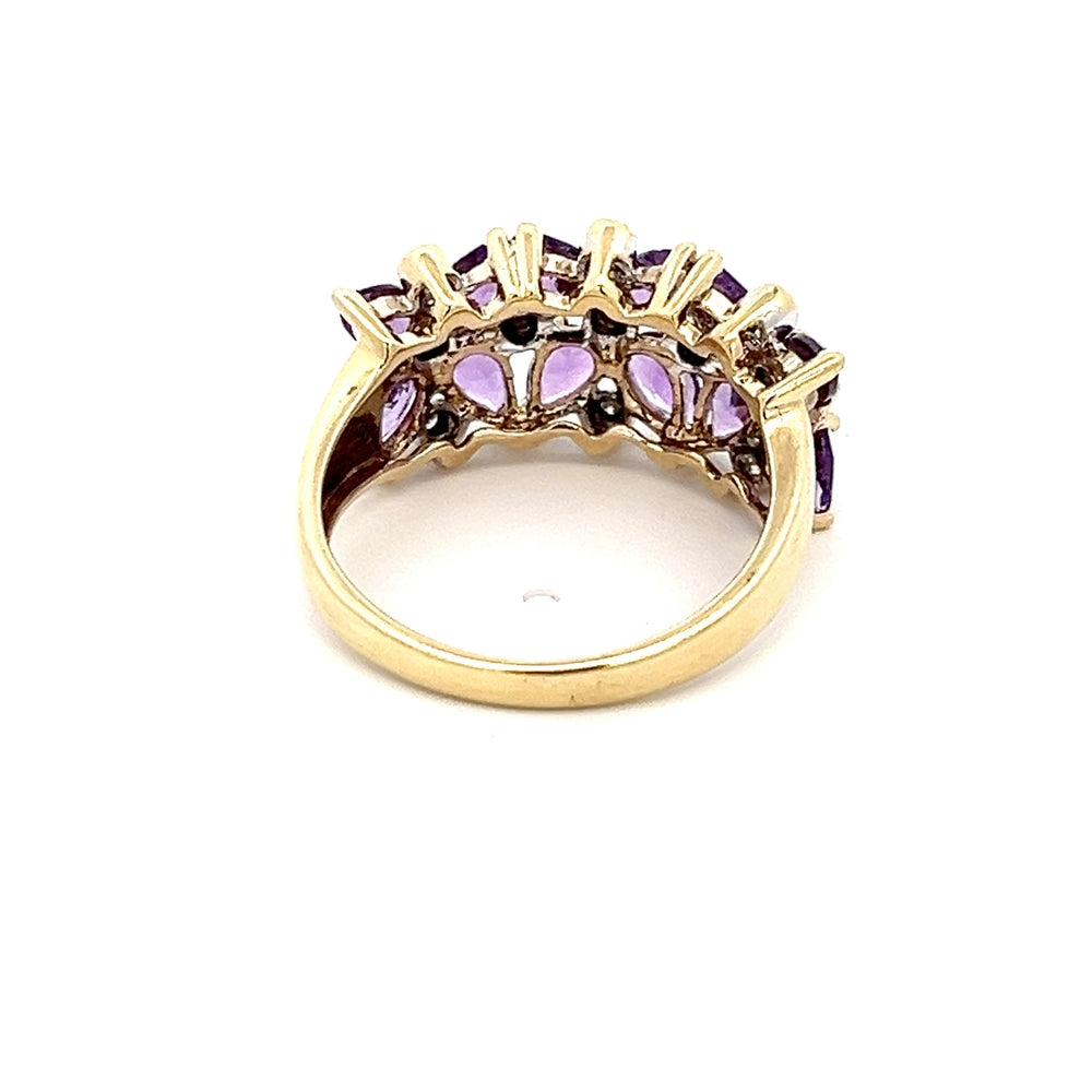 9ct Yellow Gold Amethyst Ring N.V. £580