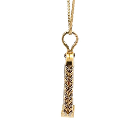 18ct Yellow Gold Opal Pendant N.V. £2200