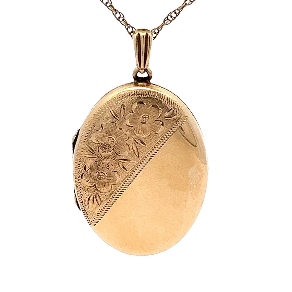 9ct Yellow Gold Locket with Pattern N.V. £1100