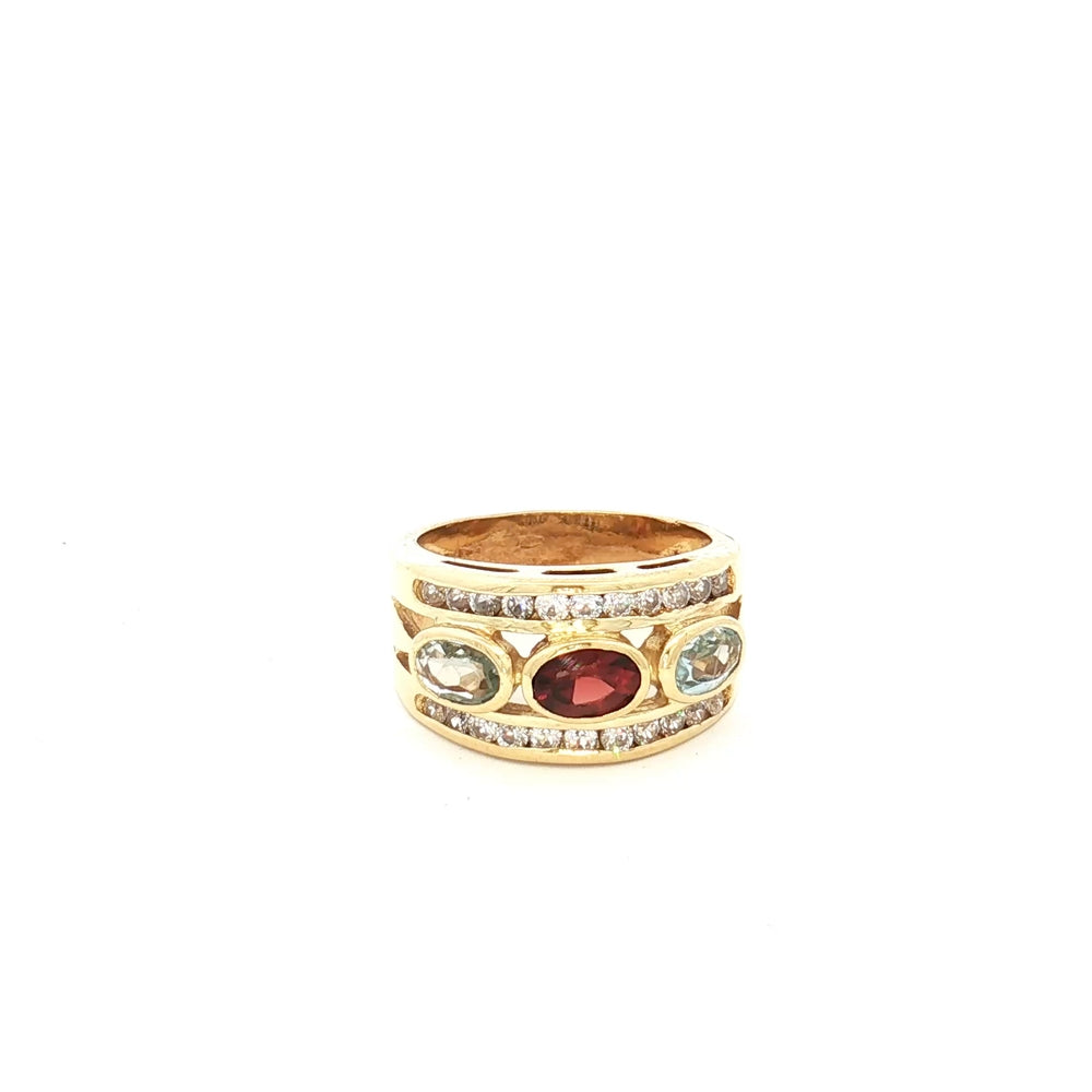 18ct Yellow Gold Multi Stone Ring N.V. £2200