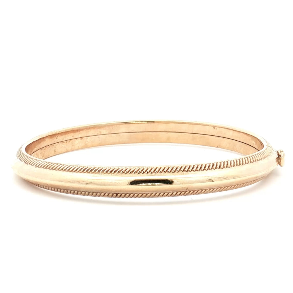 9ct Yellow Gold Bangle N.V. £800