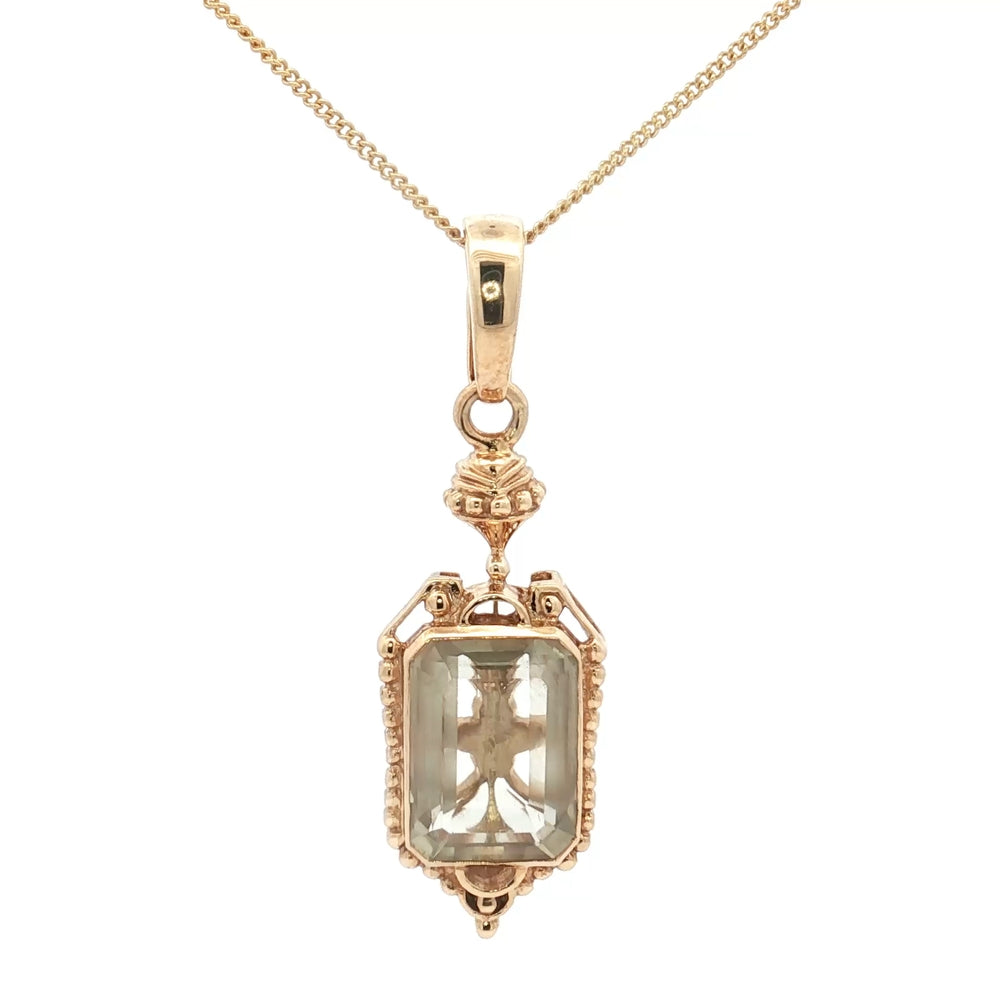 9ct Yellow Gold Quartz Pendant N.V. £1000