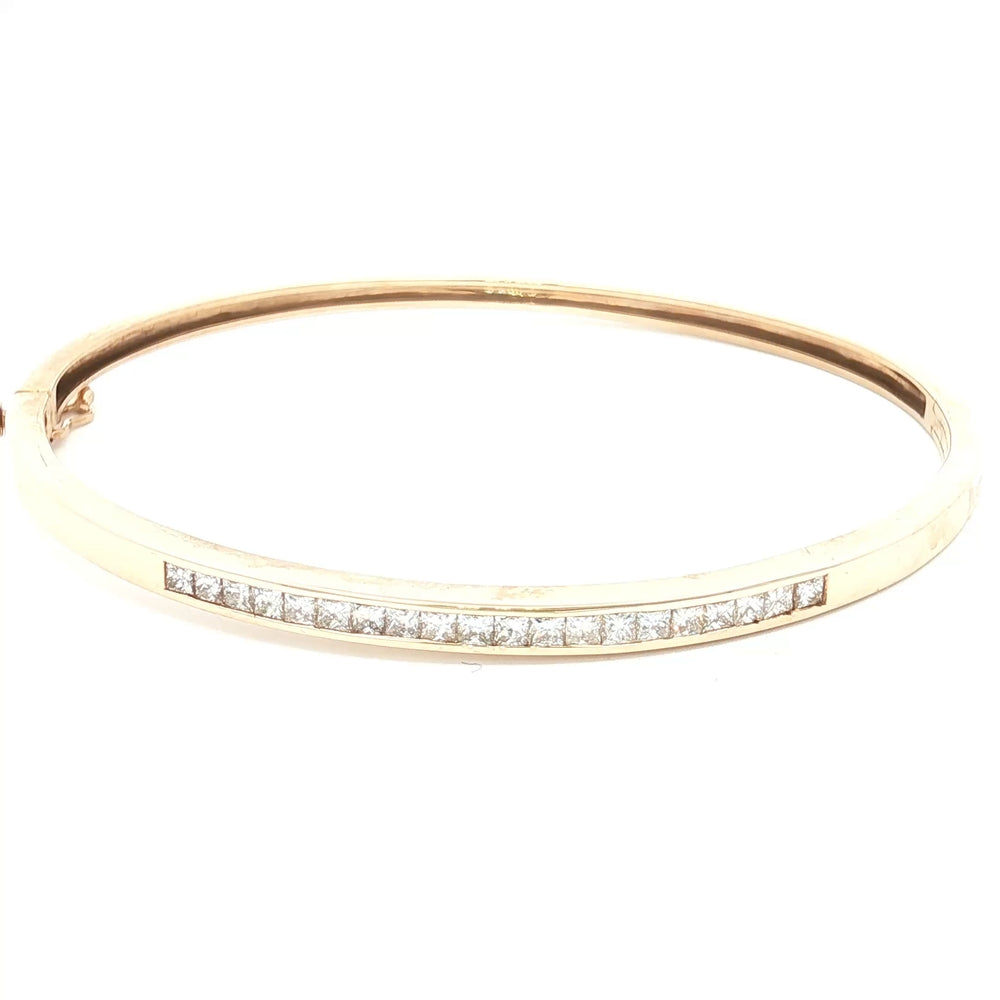 9ct Yellow Gold Diamond Bangle N.V. £2100