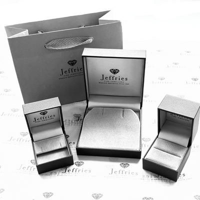 White Gold Diamond Pendant & Chain 0.35cts