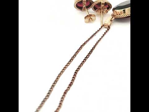 Set of 9ct Gold Garnet Pendant & Earrings N.V. £500