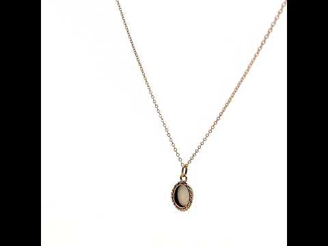 9ct Opal Pendant & Chain £350