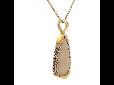 18ct Yellow Gold Opal Pendant N.V. £2200